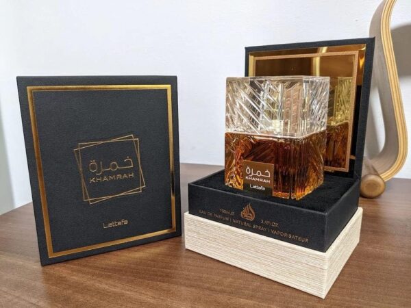 Lattafa Khamrah Eau de Parfum – Long-Lasting Unisex Fragrance with Vanilla, Warm Spicy, Amber & Cinnamon, 100ml
